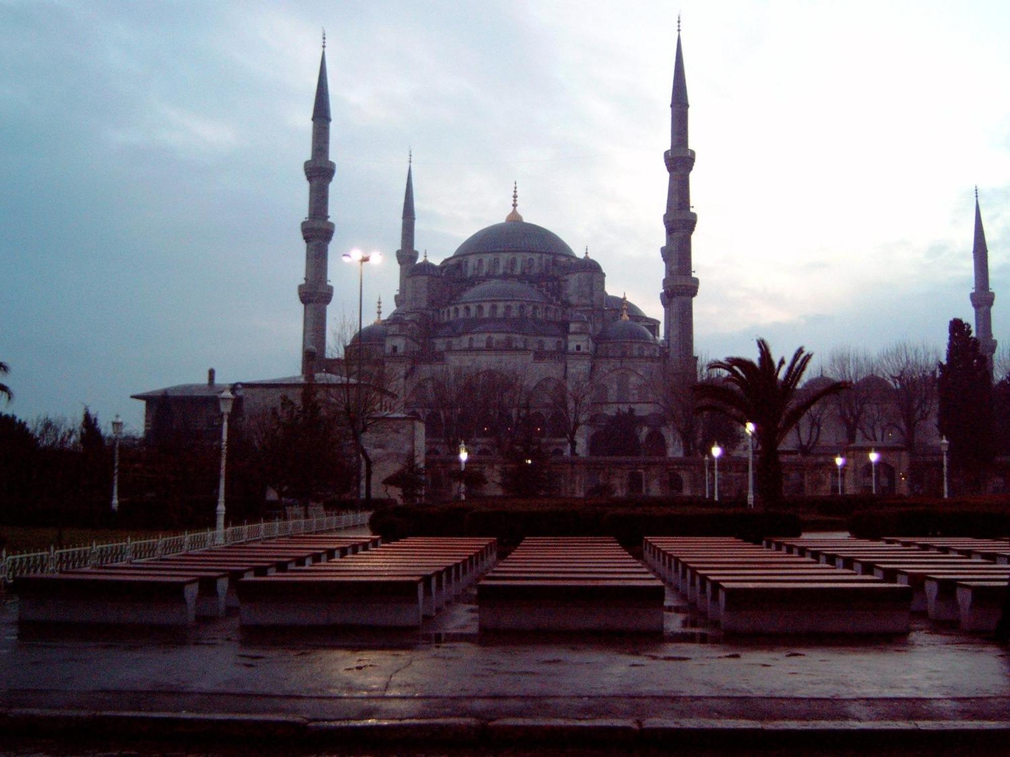 Kafkas Hotel Istanbul Exterior photo