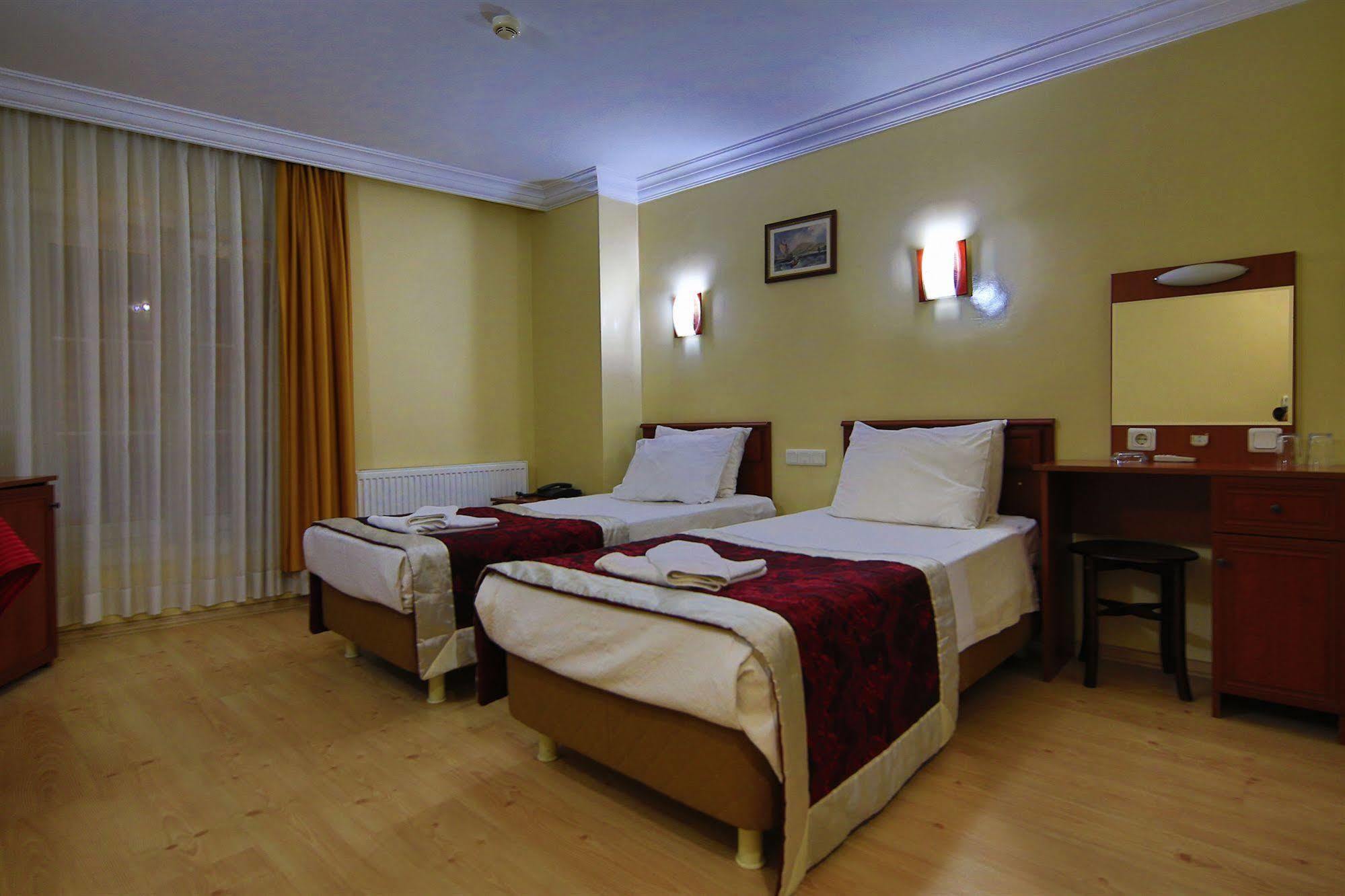 Kafkas Hotel Istanbul Exterior photo